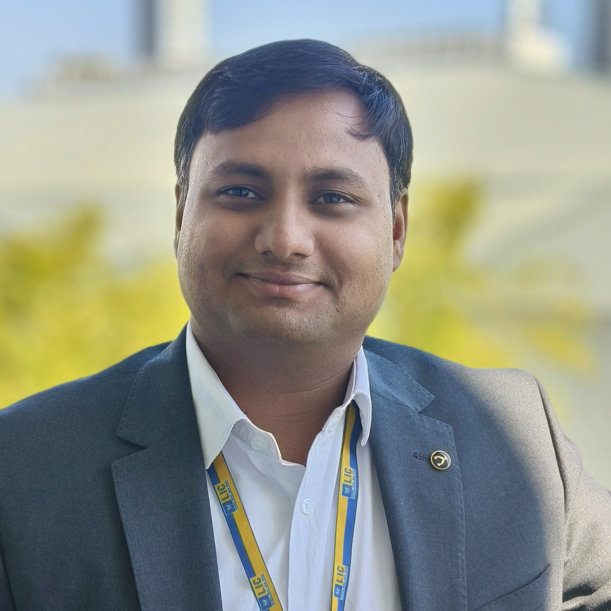 Ali Asgar, LIC and financial advisor serving Noida and Delhi NCR